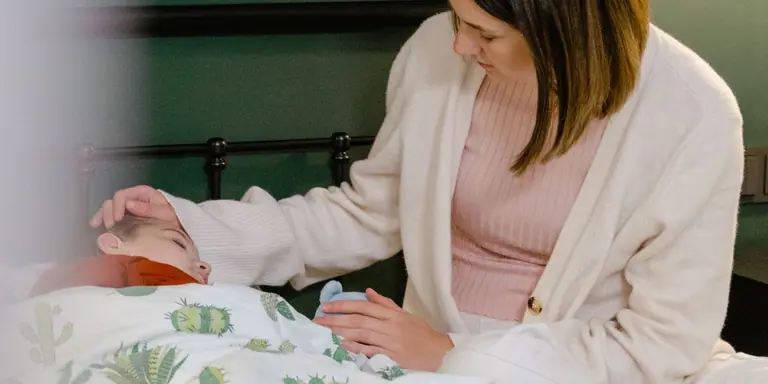 Korstjes op Hoofd Baby (Wiegendood): Oorzaak en Behandeling (2026)