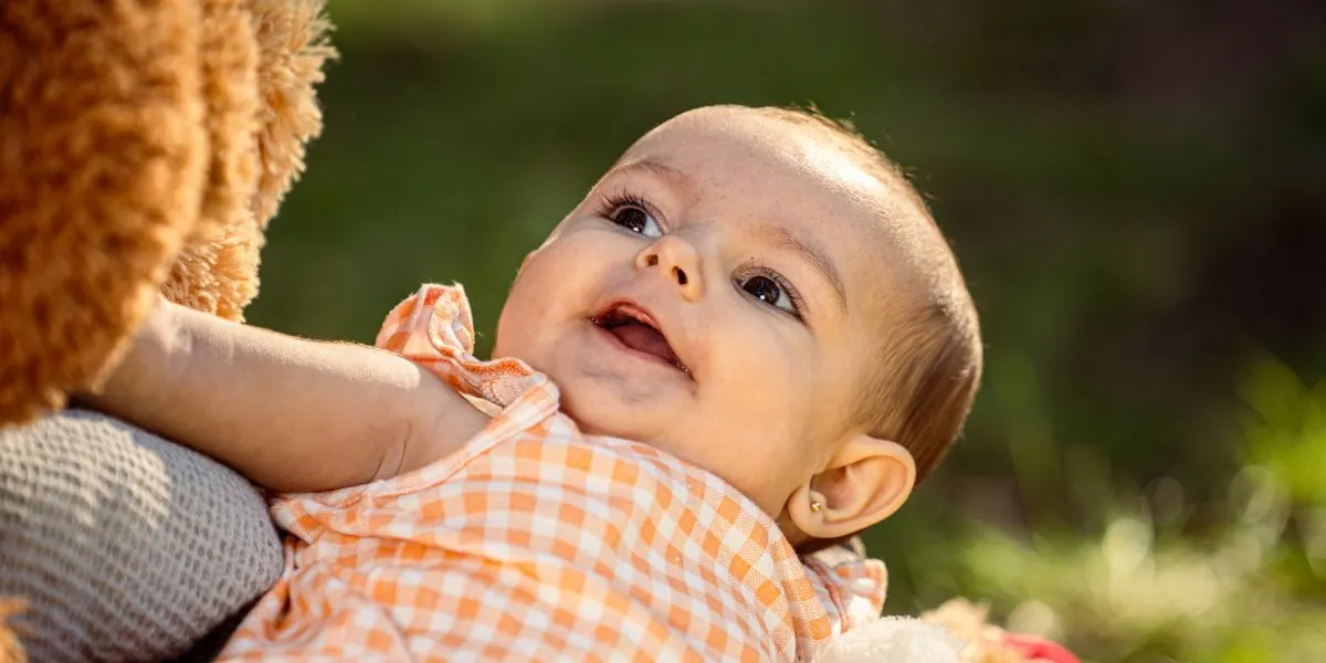 Spelactiviteiten voor Baby 0-3 Maanden
