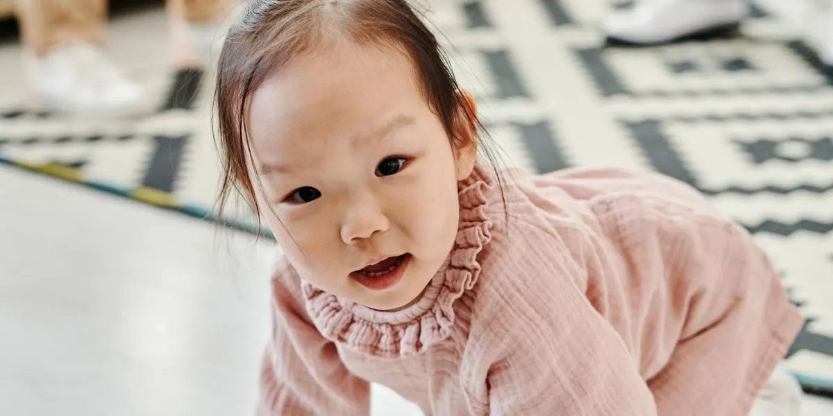 Baby Lacht Niet: Wanneer Lachen Baby's en Moet Je Je Zorgen Maken? (2026)
