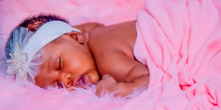 White Noise voor Baby's: Waarom Het Werkt en Hoe Je Het Veilig Gebruikt (2026)
